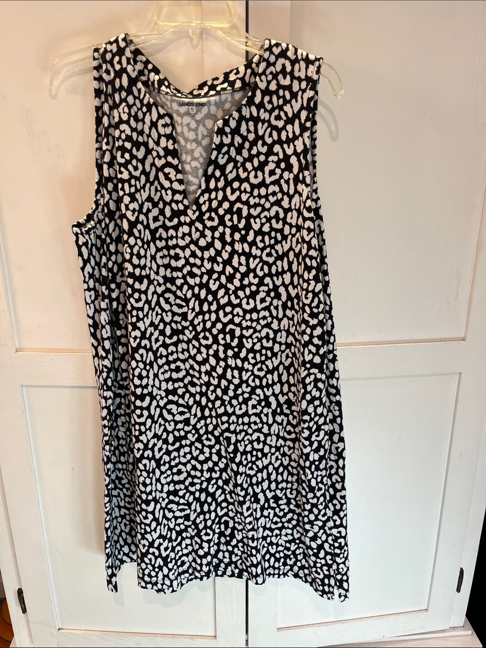 Lands' End Black and White Sleeveless Notch-Neck Tank Dress
